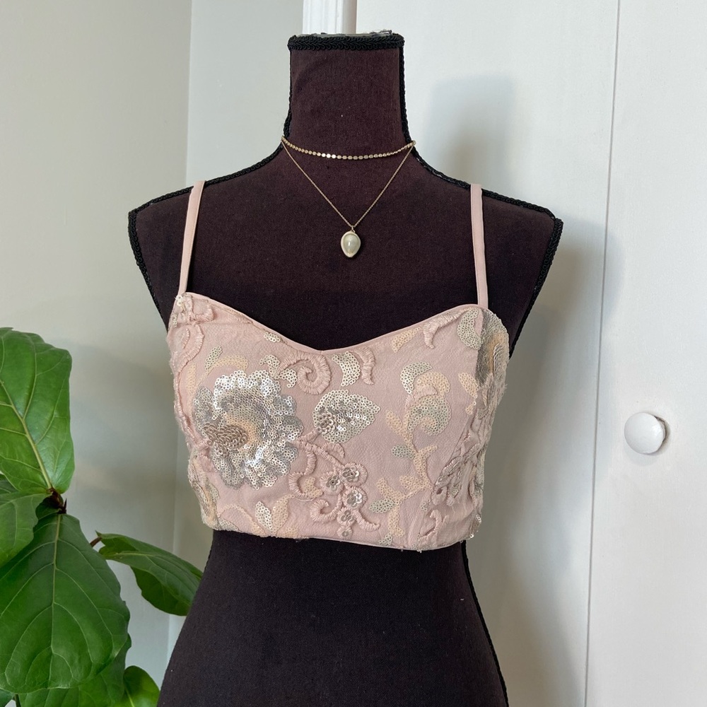 Cropped Spaghetti Strap Sequin Tank Top - Picture 9 of 12